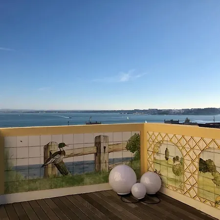 Terraco Do Tejo Лиссабон