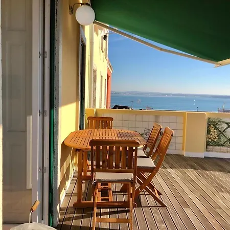 Terraco Do Tejo * Lisbona